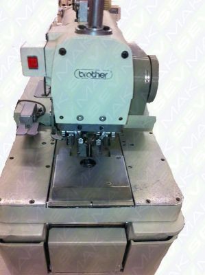 Brother DH4-B980-01 Gözlü İlik Makinası - 2.El - 2