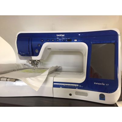 Brother Innov-is V7 Dikiş Nakış Makinesi (2.El) - 1