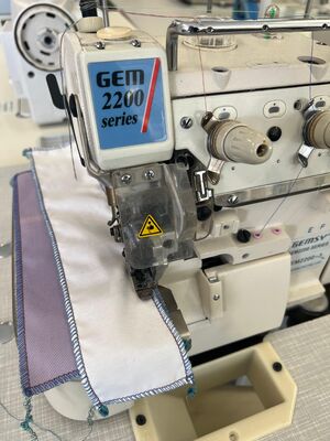 Gemsy GEM2200 3 İplik Sessiz Hız Ayarlı Ev Kullanımına Uygun Overlok Makinası 