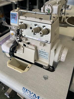 Gemsy GEM2200 3 İplik Sessiz Hız Ayarlı Ev Kullanımına Uygun Overlok Makinası 