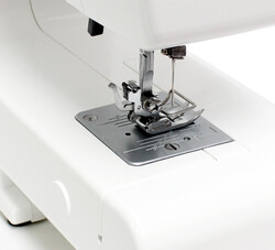Janome J15 Dikiş Makinesi - 6