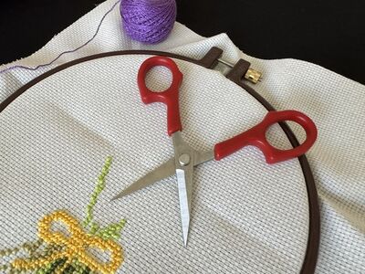 Pin 1553 Nakış Makası Kıvrık Uçlu (13cm) - 4